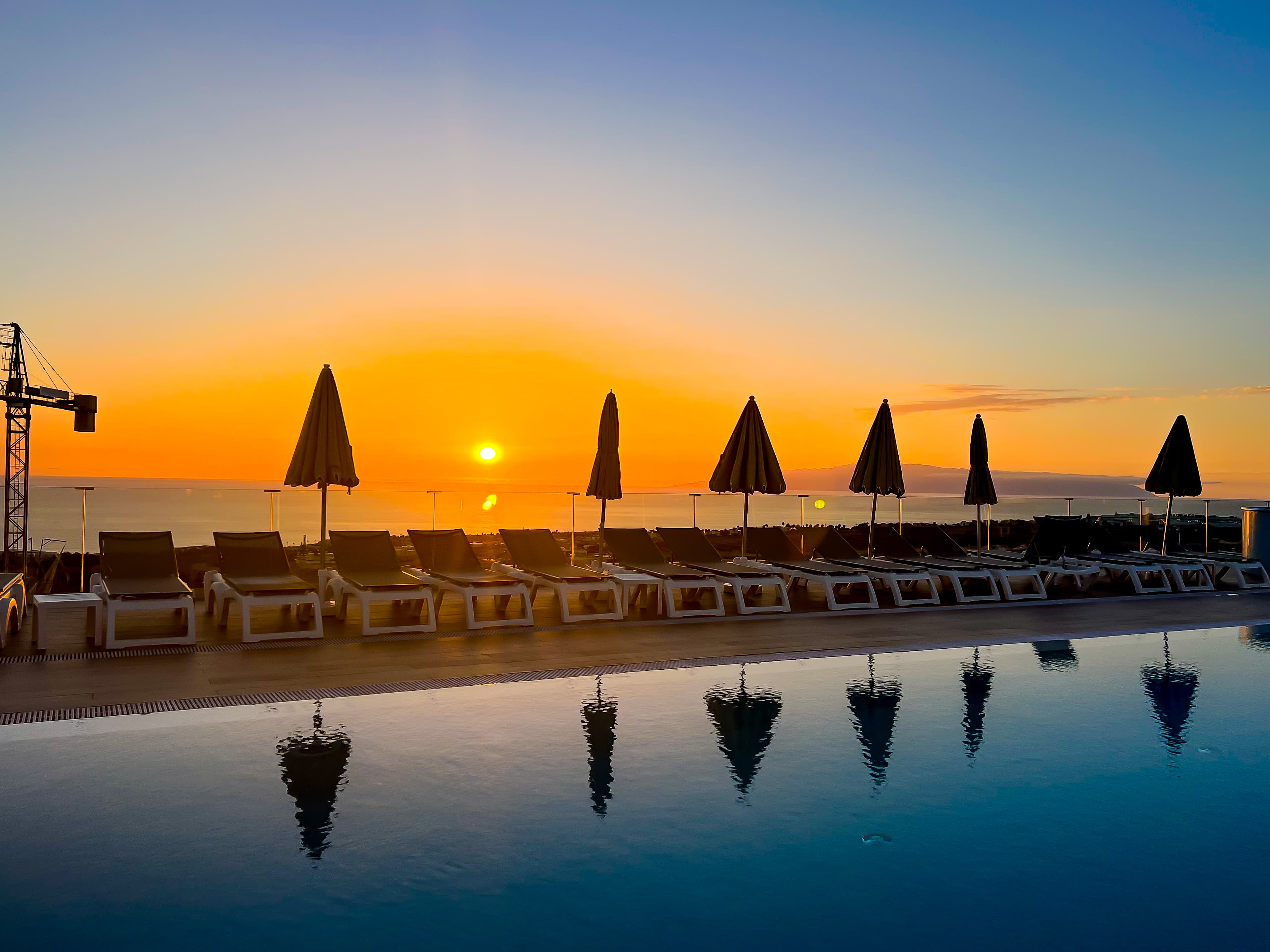 Elegant 2-Bedroom Apartment in Adeje