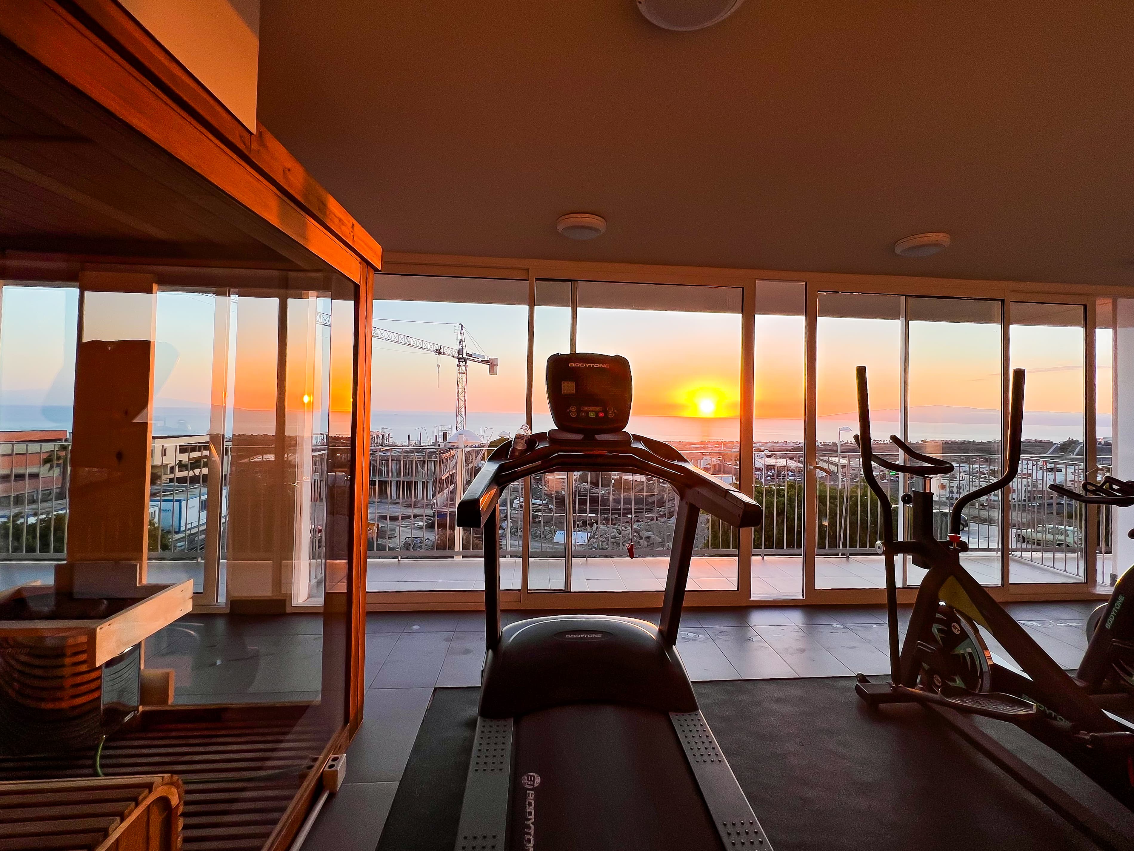 Elegant 2-Bedroom Apartment in Adeje