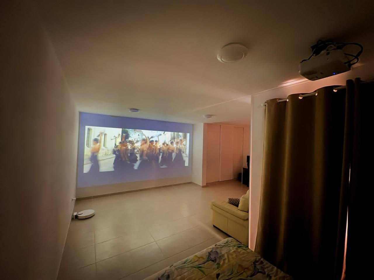 Spacious Family Home with Rooftop Terrace in Los Menores