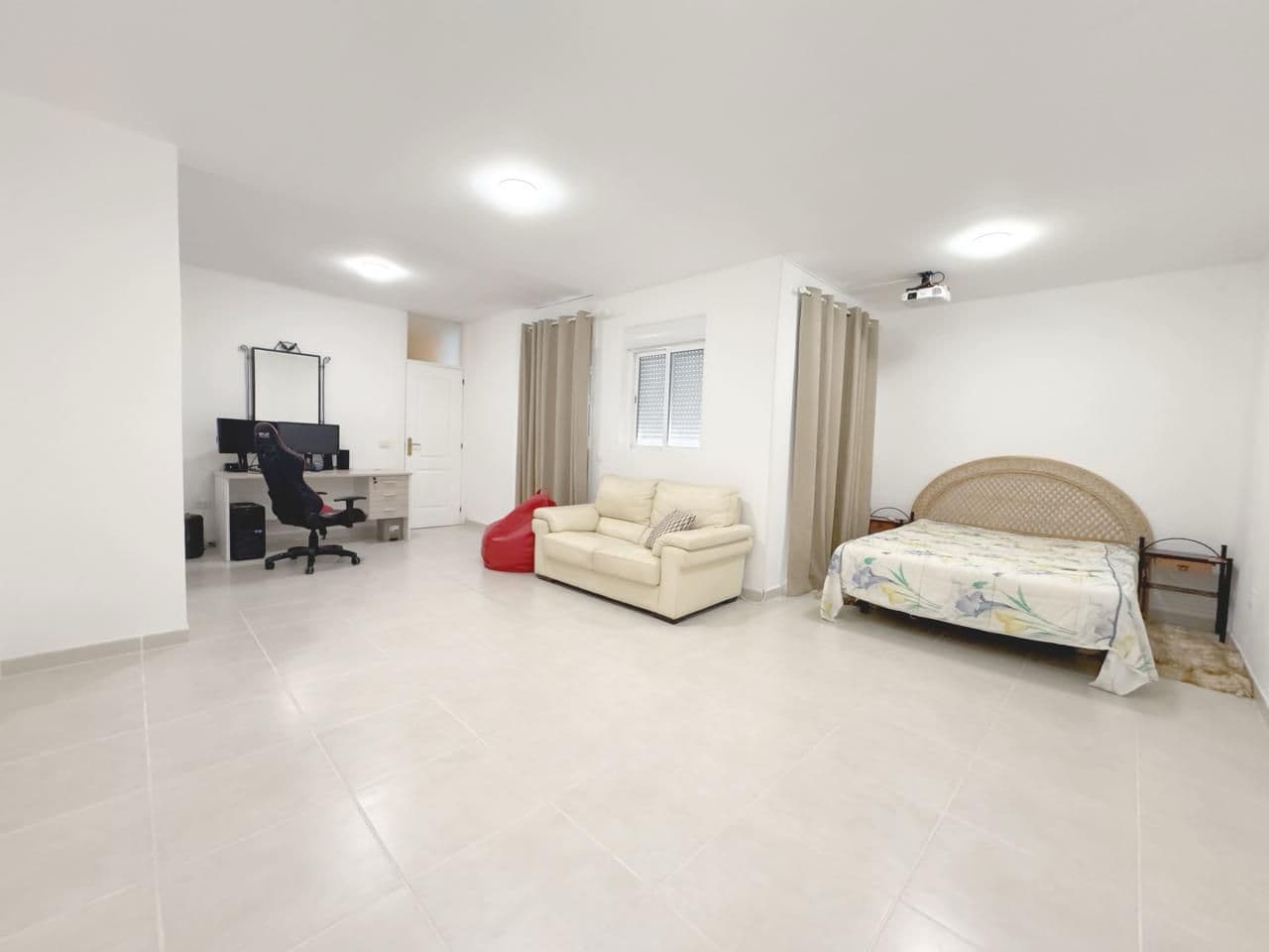 Spacious Family Home with Rooftop Terrace in Los Menores