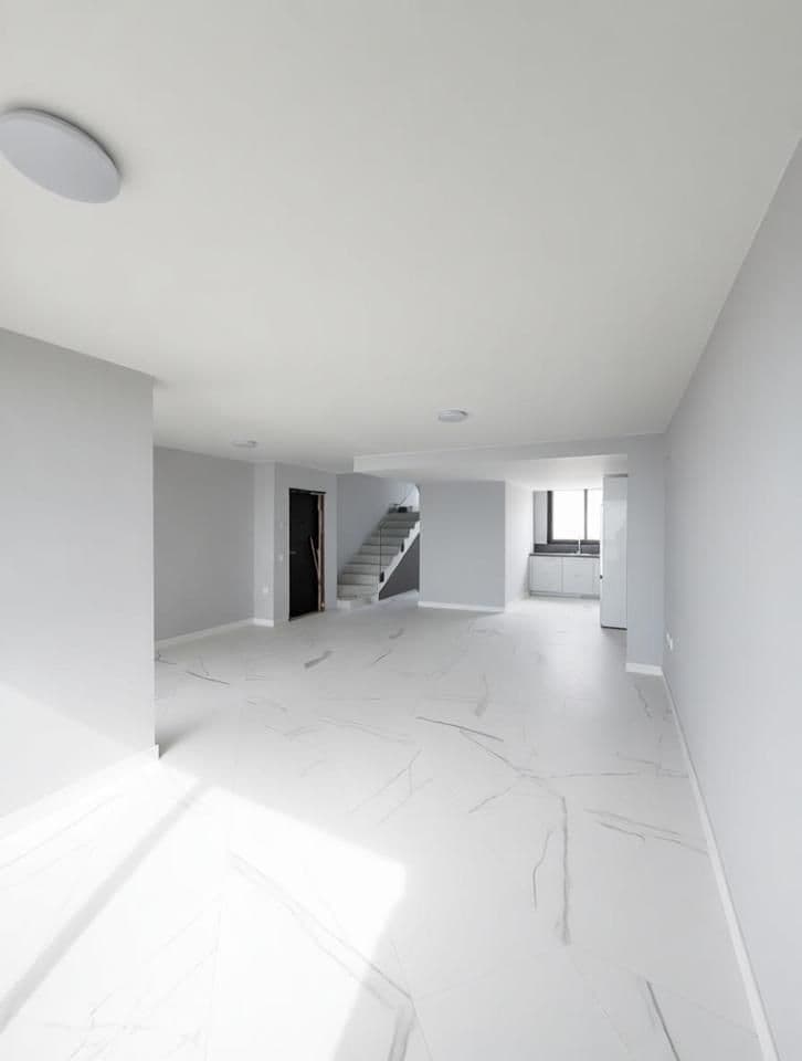 Modern New-Build Townhouse with Sea and Mountain Views