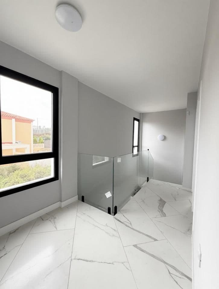 Modern New-Build Townhouse with Sea and Mountain Views