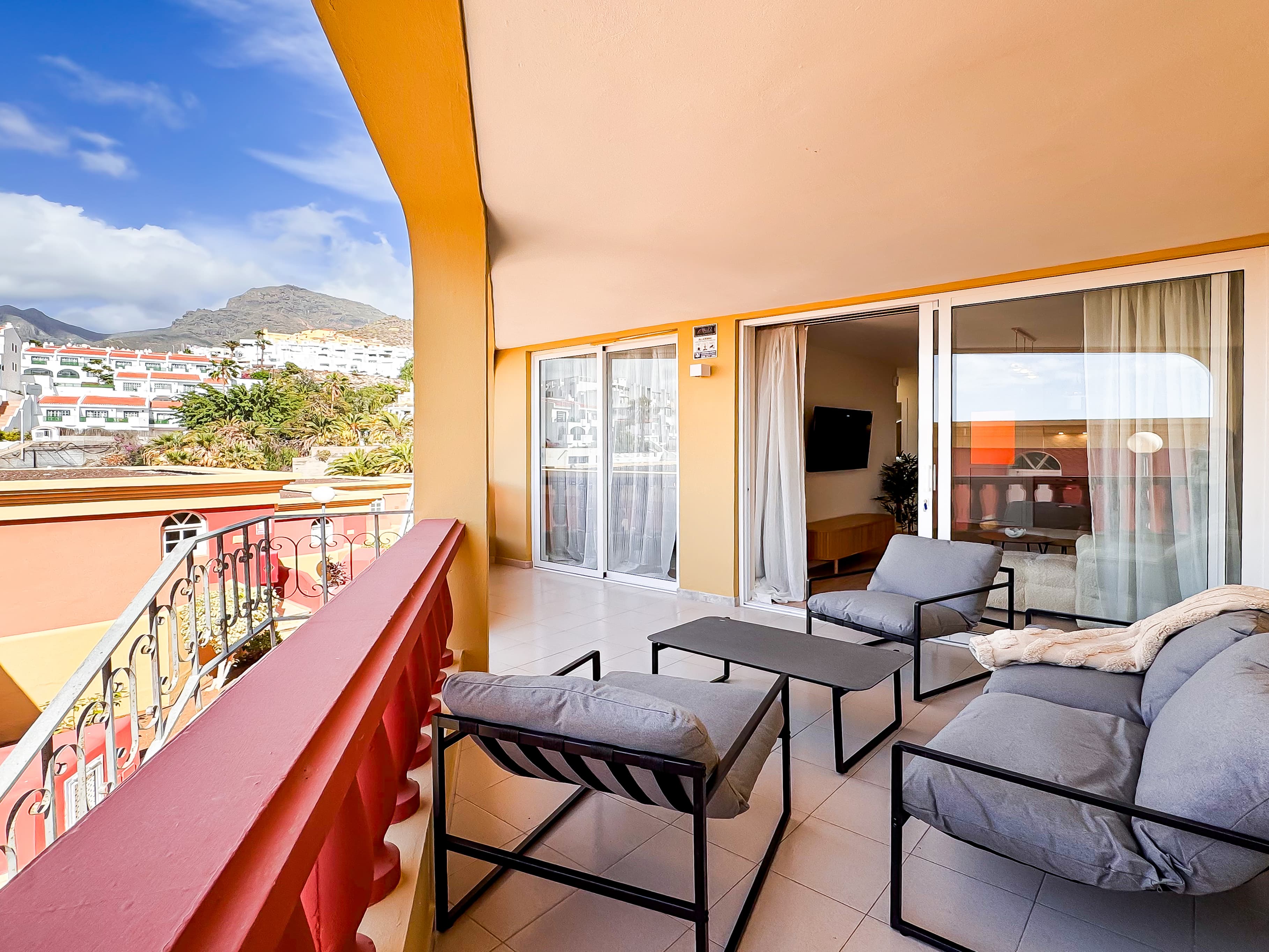 Recently Renovated 1-Bedroom Apartment in Costa Adeje