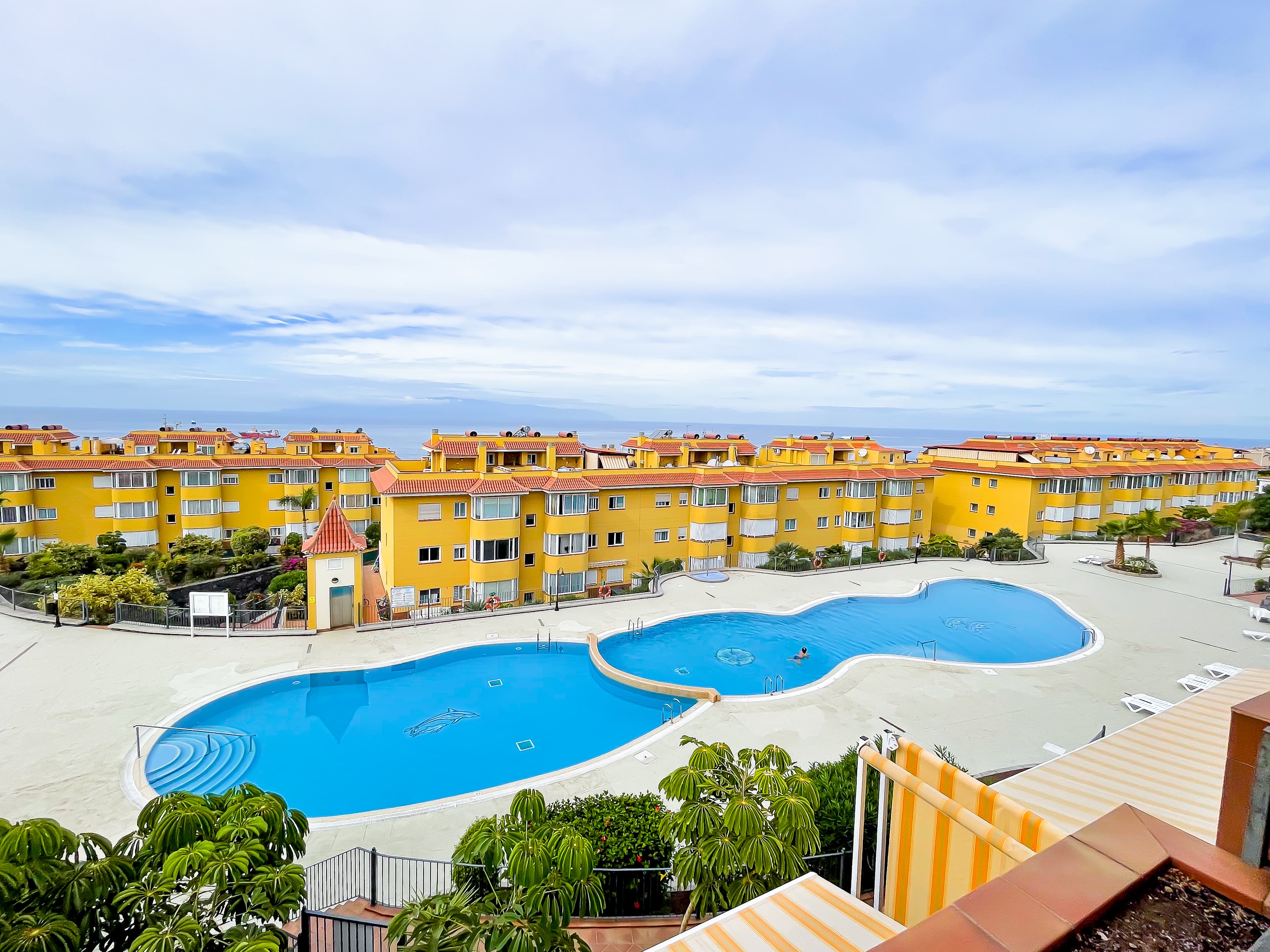 Spacious 2-Bedroom Apartment with Ocean Views in Puerto Santiago