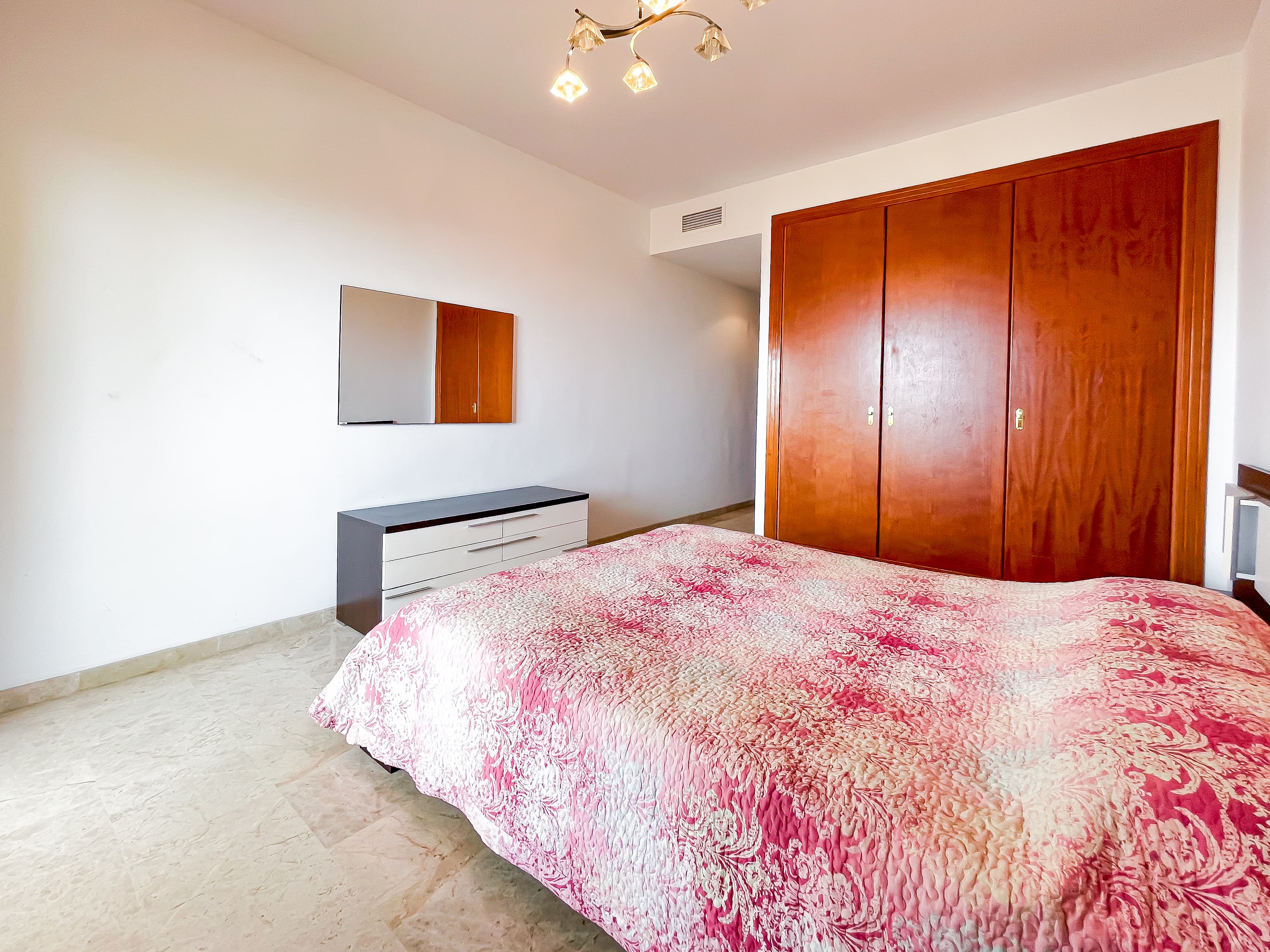 Spacious 2-Bedroom Apartment with Ocean Views in Puerto Santiago