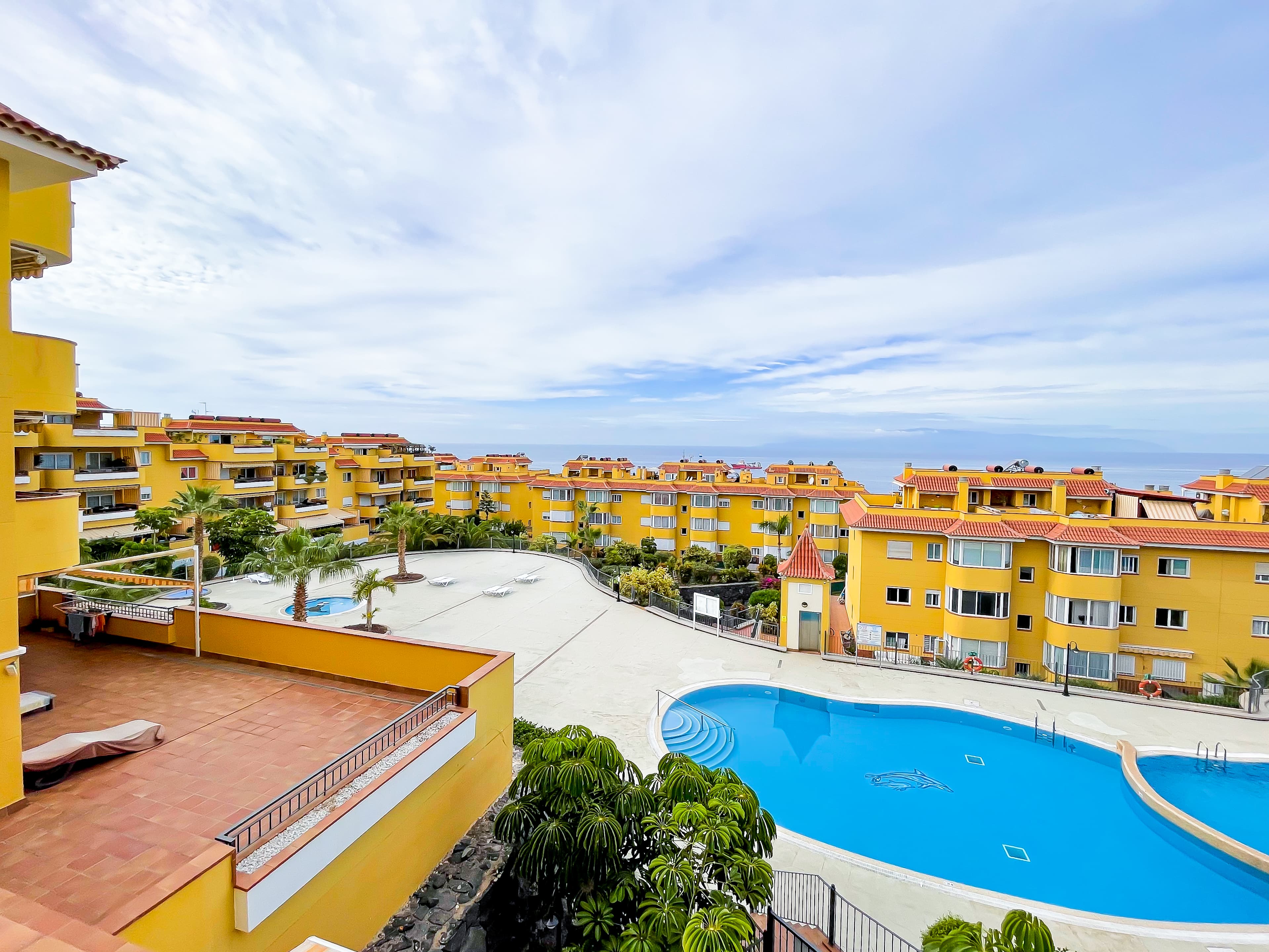 Spacious 2-Bedroom Apartment with Ocean Views in Puerto Santiago