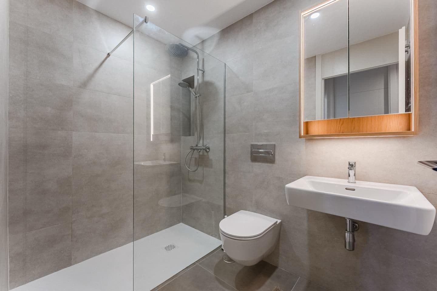 Elegant 2 Bedroom Apartment in Costa Adeje