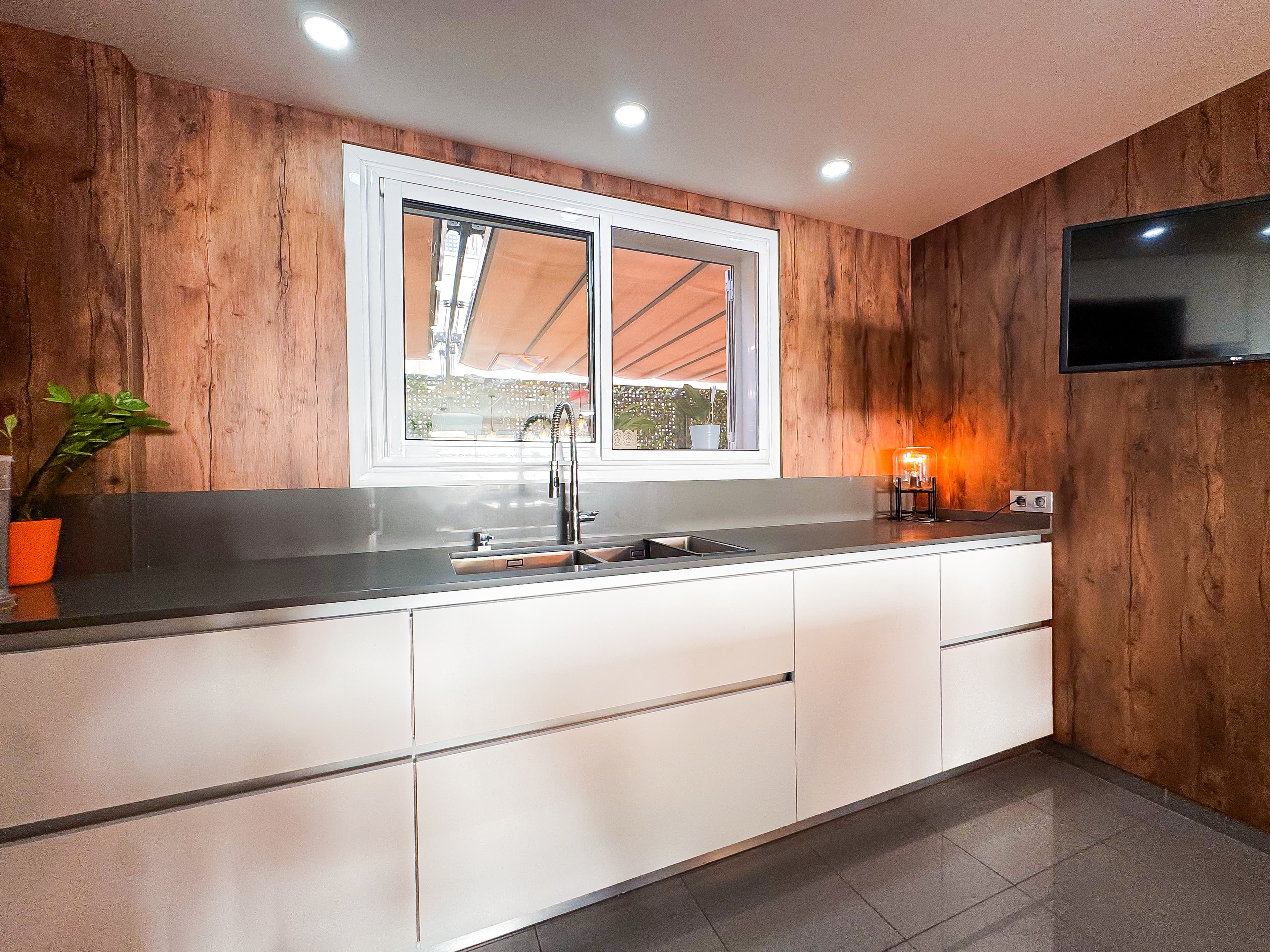 Modern Villa with Private Pool and Ocean Views in Puerto Santiago