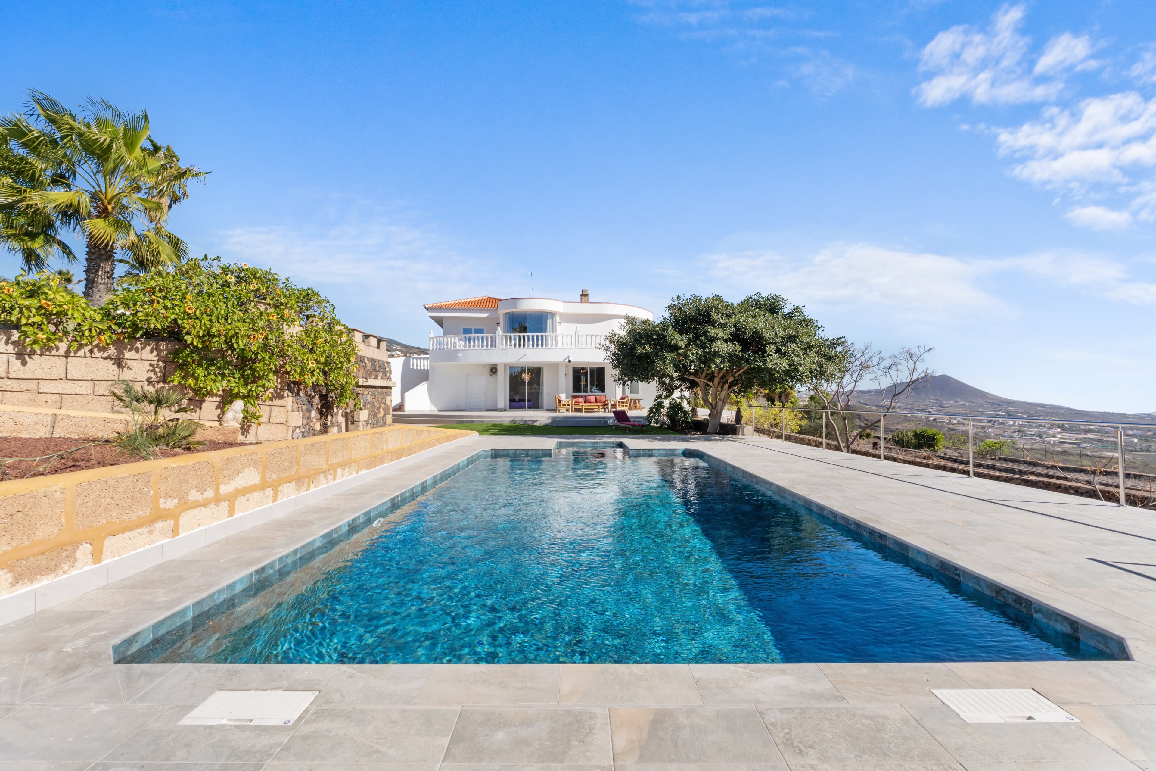 Ocean View House for Sale in San Miguel de Abona