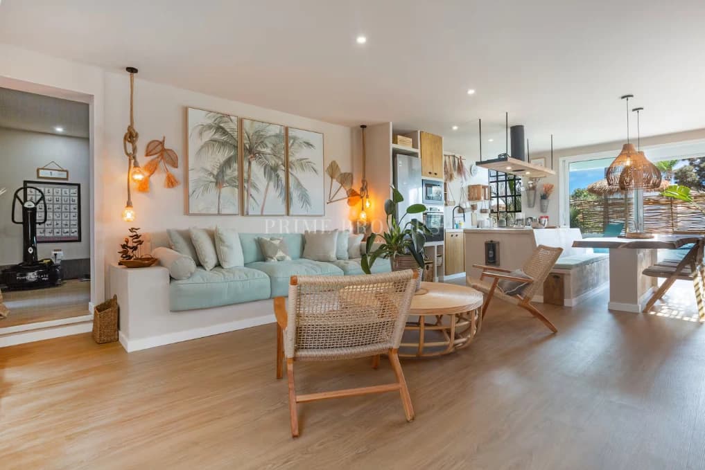 Luxury Villa in Chayofa