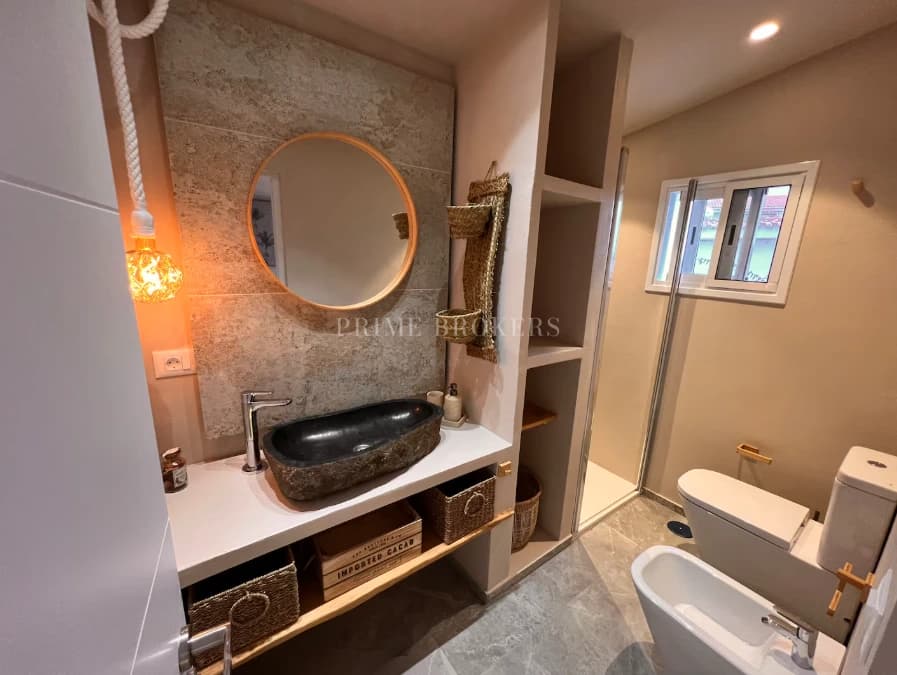 Luxury Villa in Chayofa