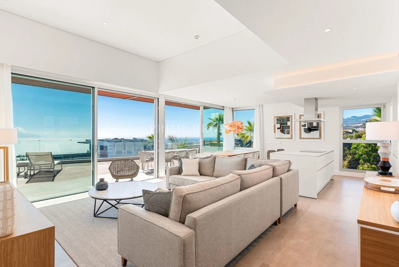 Apartamento Frente al Mar en Abama