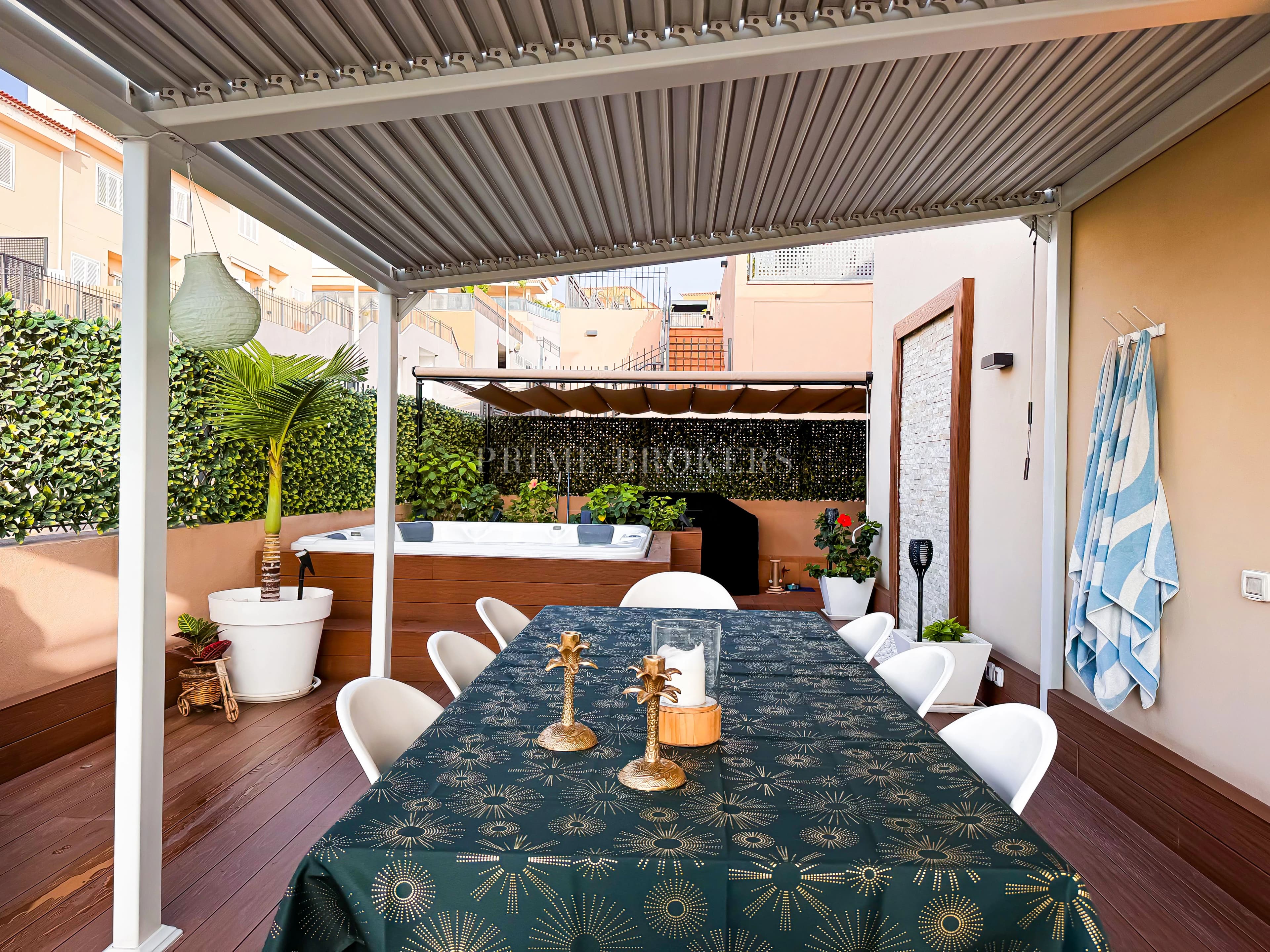 Villa Moderna en Puerto Santiago