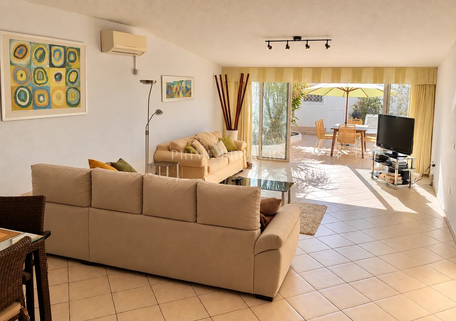 Seafront Villa for Sale in Parque Santiago 1
