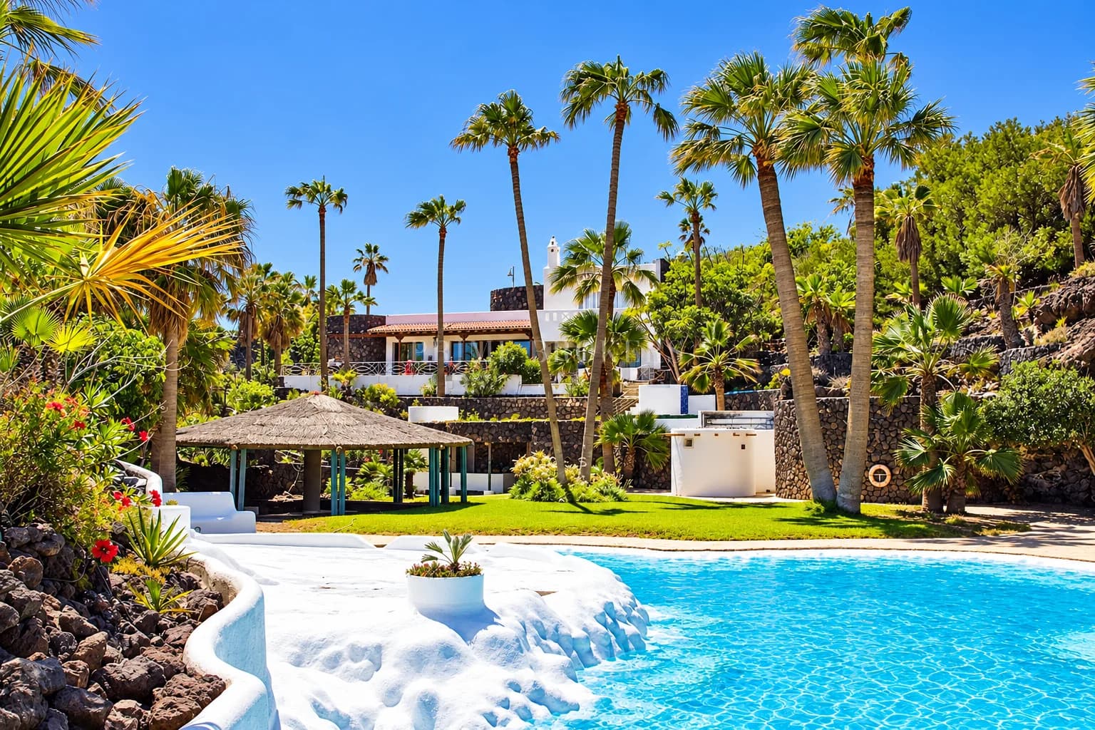 Luxury Oceanfront Villa in Golf del Sur