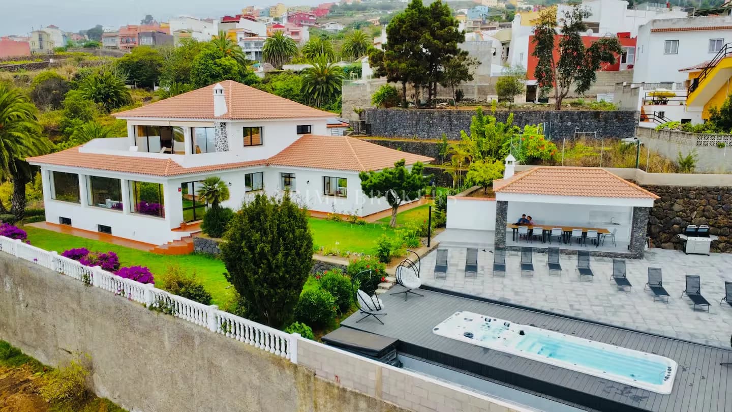 Lúxus Villa La Orotava ┃ Til Sölu